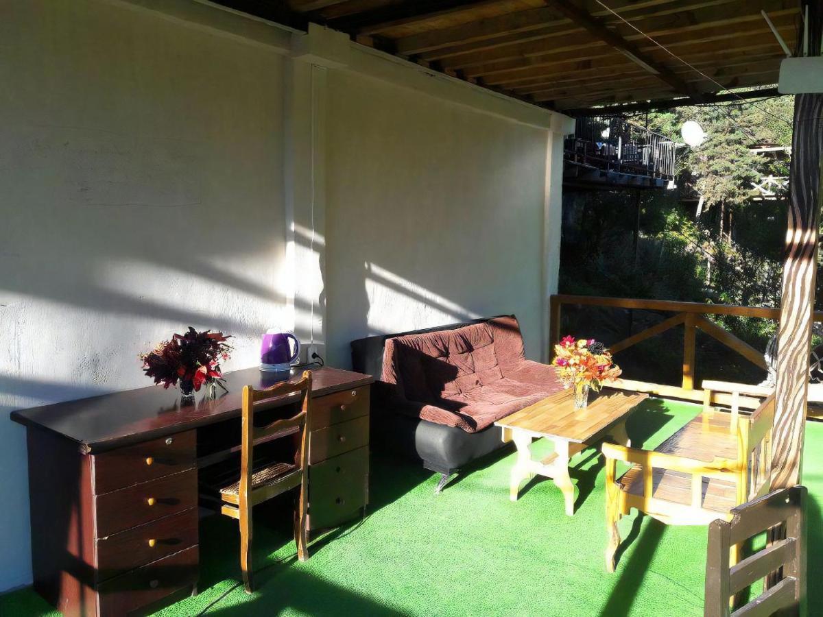 Guest House Mari30 Mestia Extérieur photo