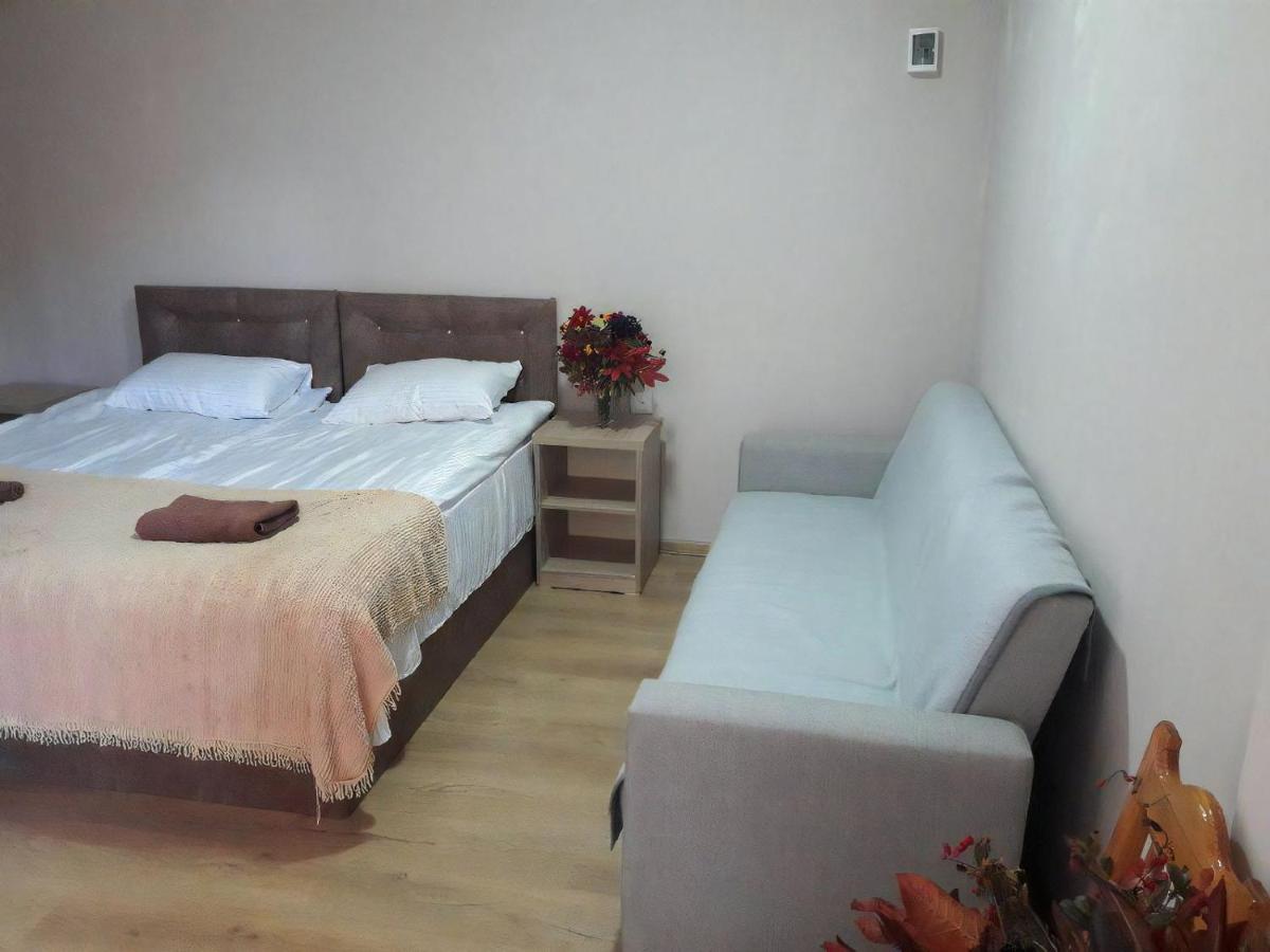 Guest House Mari30 Mestia Extérieur photo